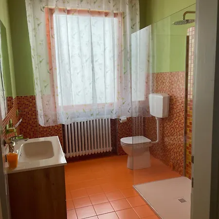 Benvenuti A Casa Incerpi Lägenhet